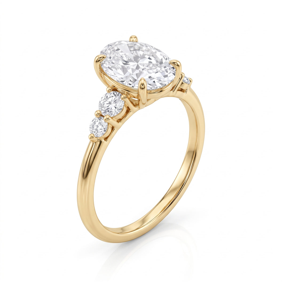 Oval & Graduated Diamonds Ring