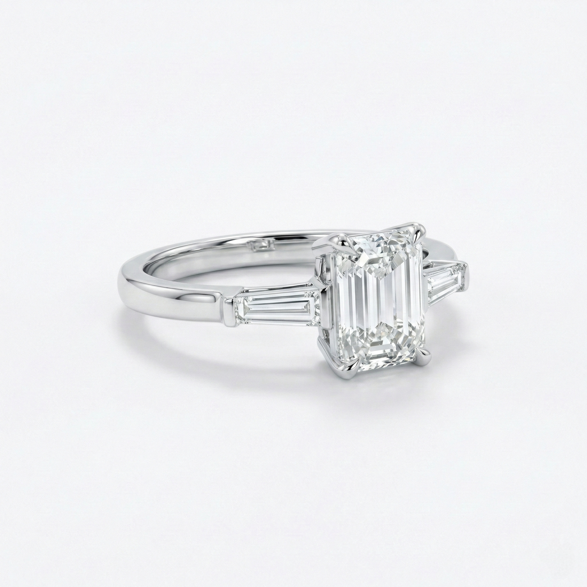 Emerald & Tepper Diamonds Ring