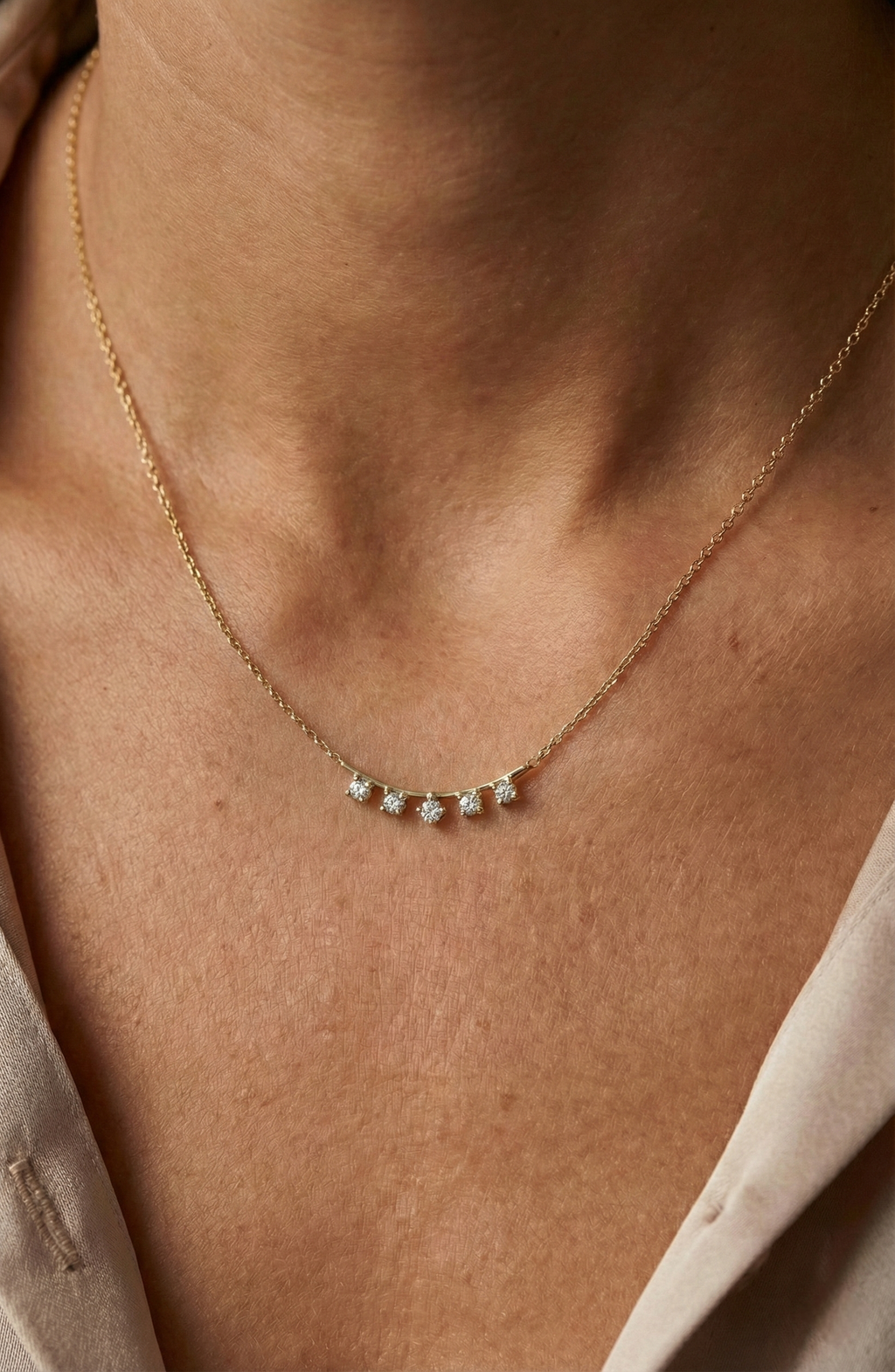 Delicate 5 Diamonds Necklace