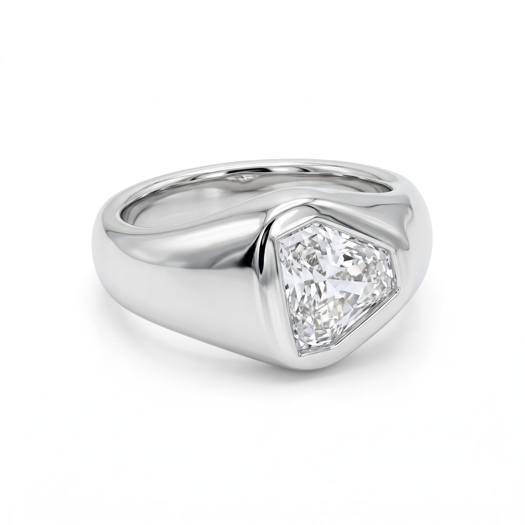 Bombay Shield Diamond Signet Ring