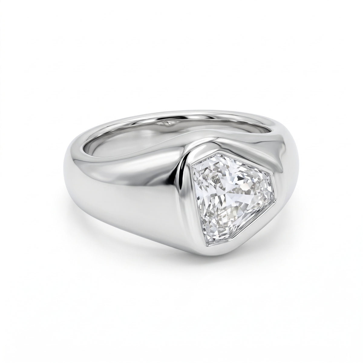 Bombay Shield Diamond Signet Ring