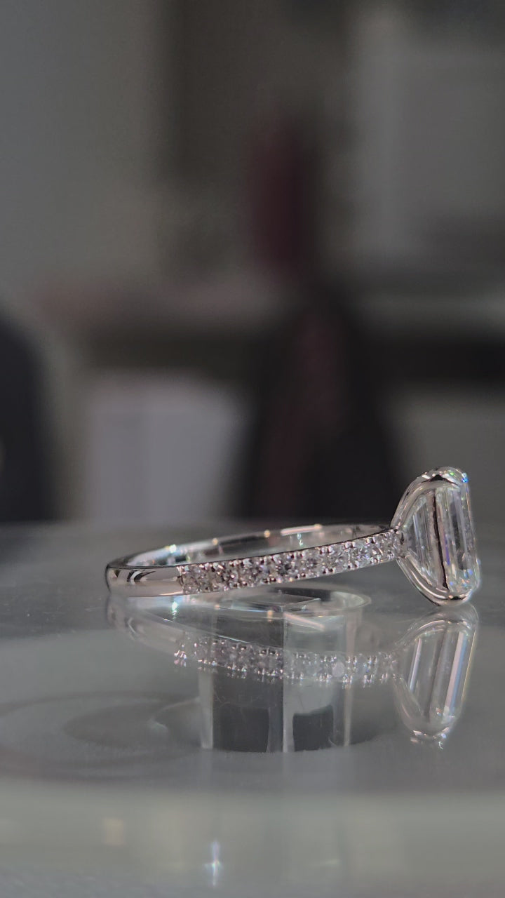Emerald-cut Diamond Ring