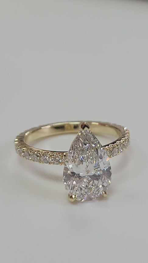 Pear Diamond Ring